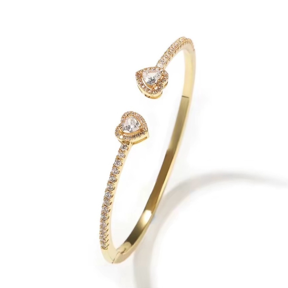 Gold Heart Bangle Bracelet 7.5ijches